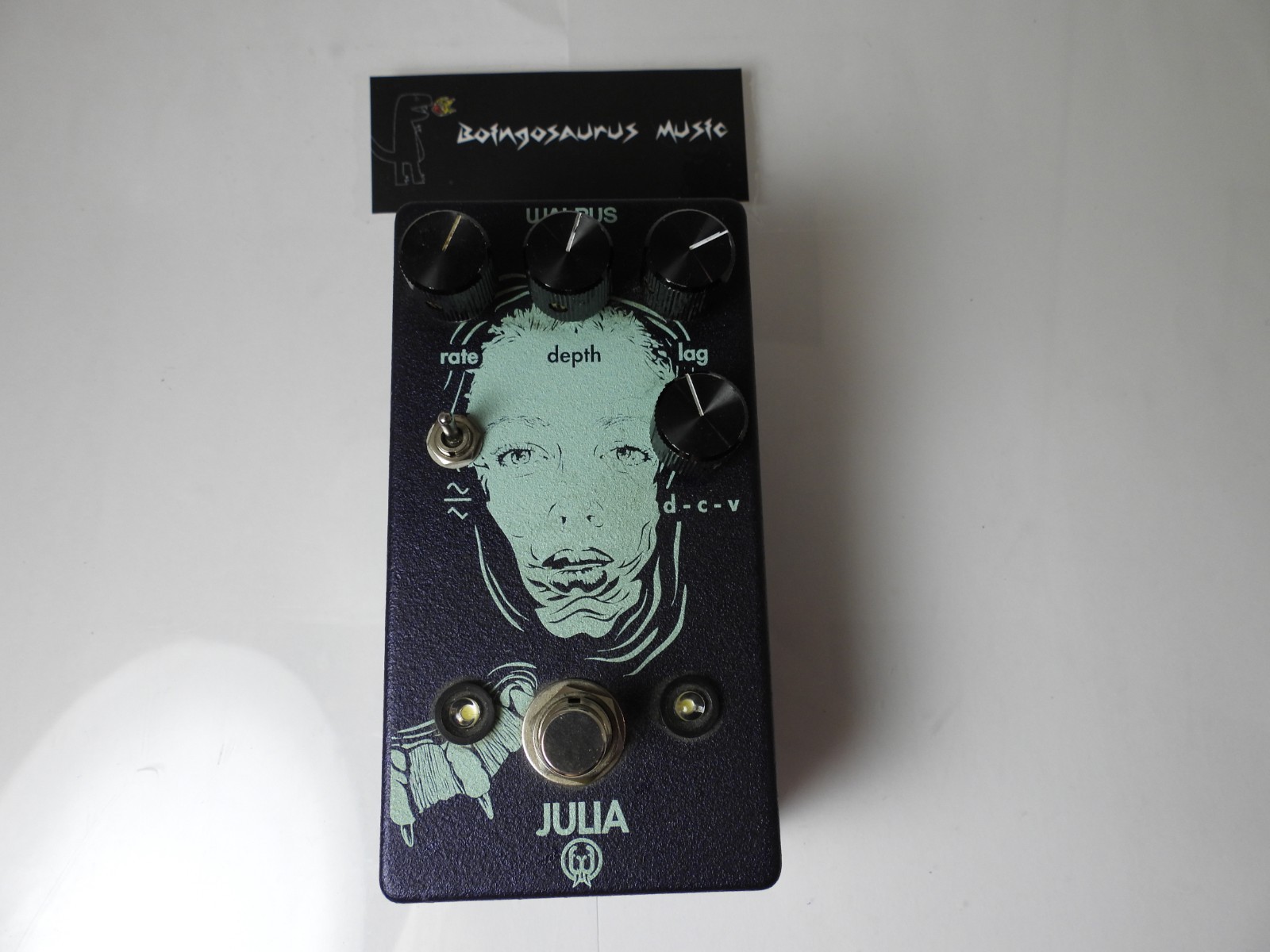 Walrus Audio Julia Chorus Vibrato Guitar Effects Pedal Free USA Shipping