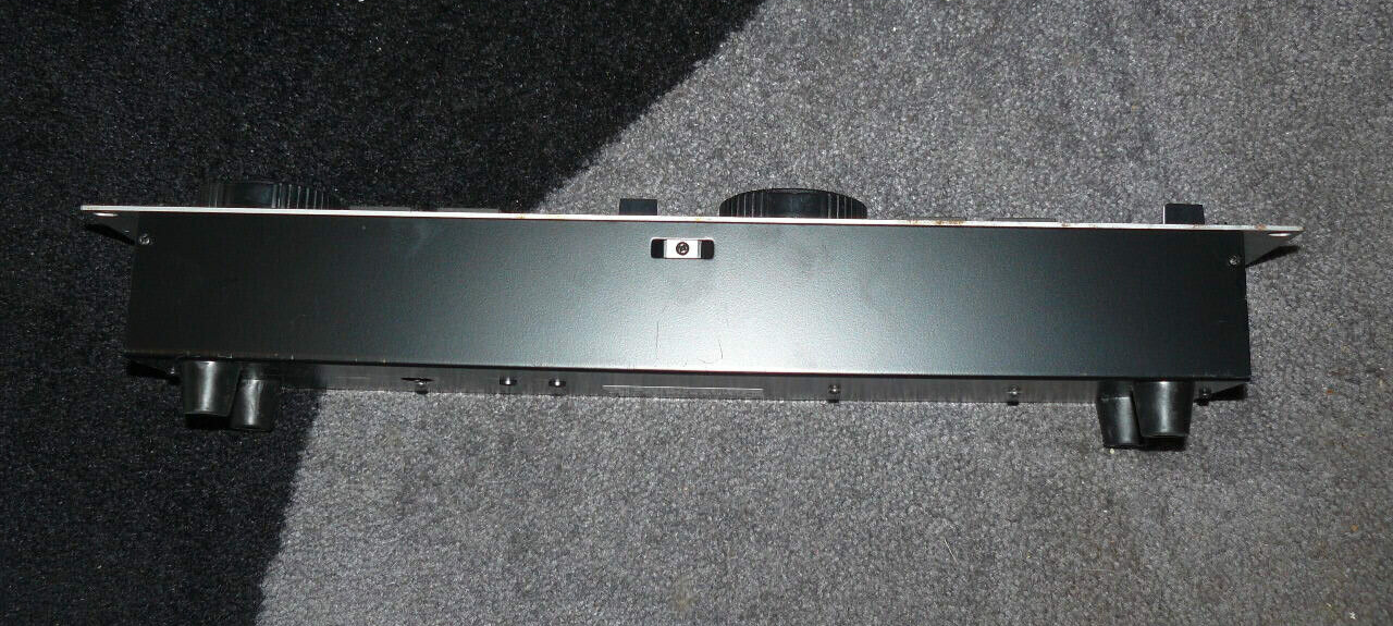 Numark Professional CDN22 MK5 CONTROL Rack Mount, Pre Owned, untested, no cords