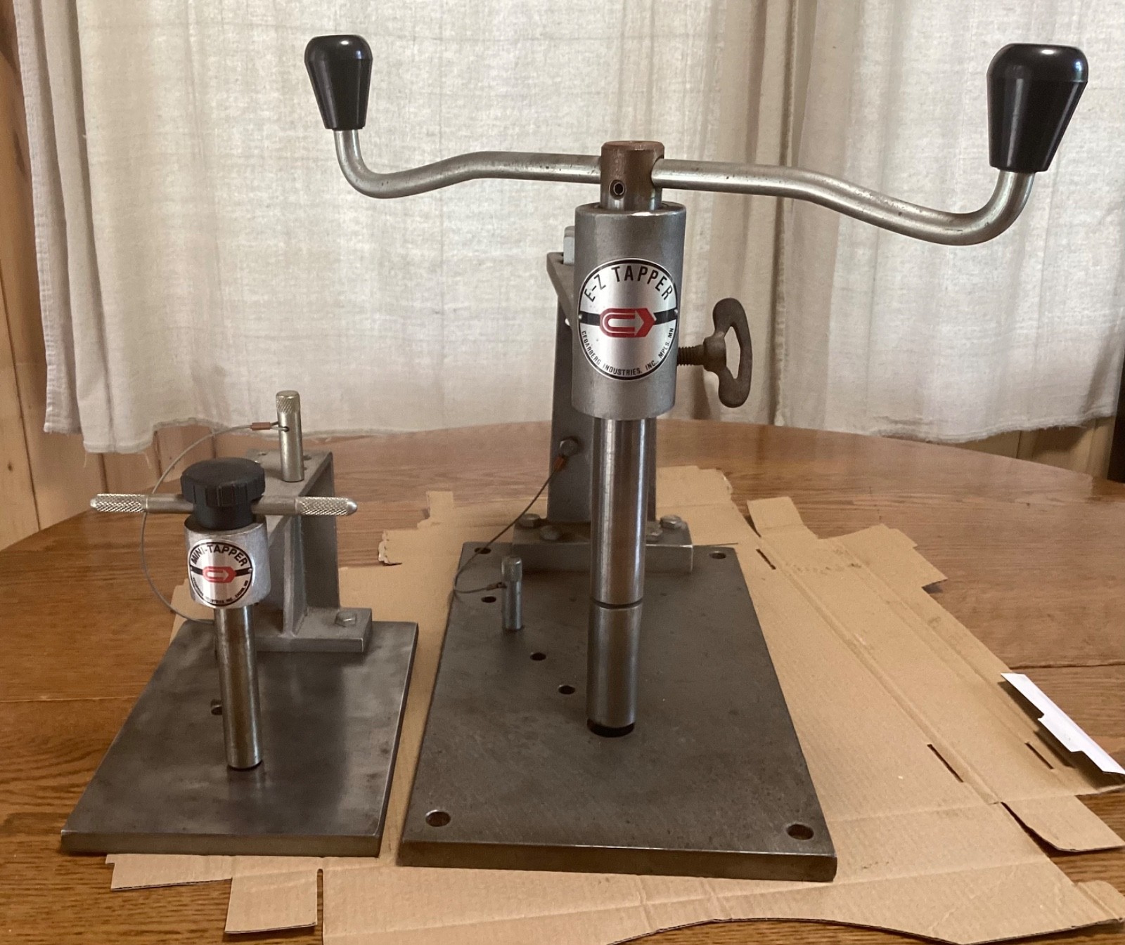 CEDARBERG  Ind. Inc. Mpls, MN  USA Hand E-Z Tapper + Mini Tapper with Most Taps