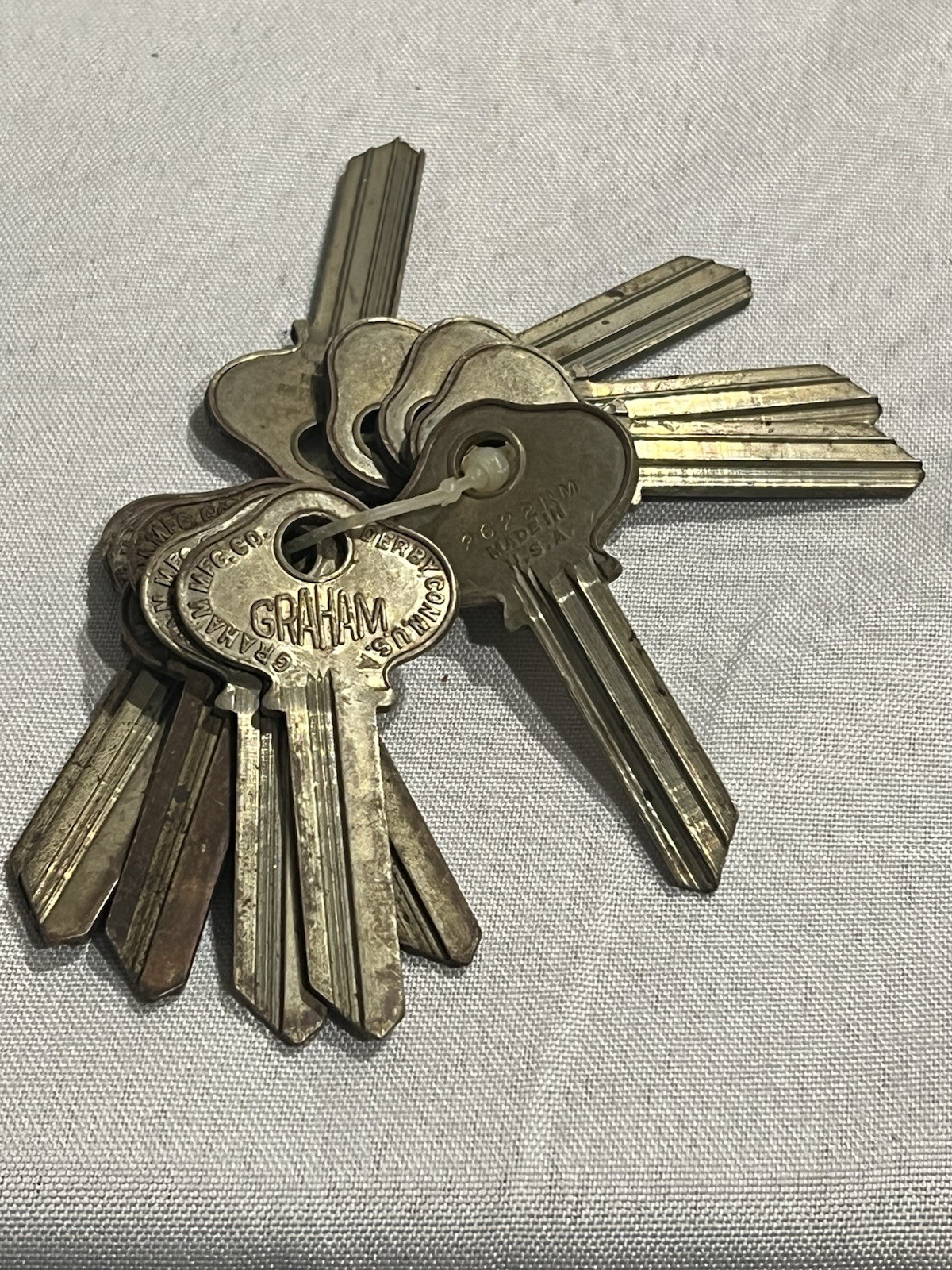 Lot Of 11 Key Blanks Uncut Vintage Graham 2622RM