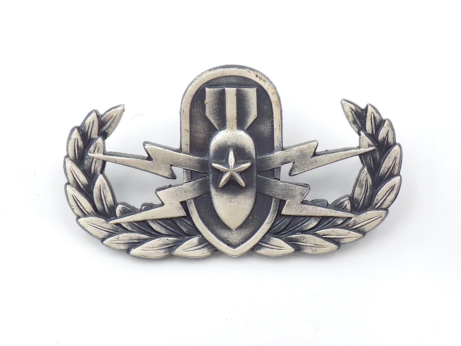 Original US Army Senior Explosive Ordnance Disposal (EOD) Badge D-22