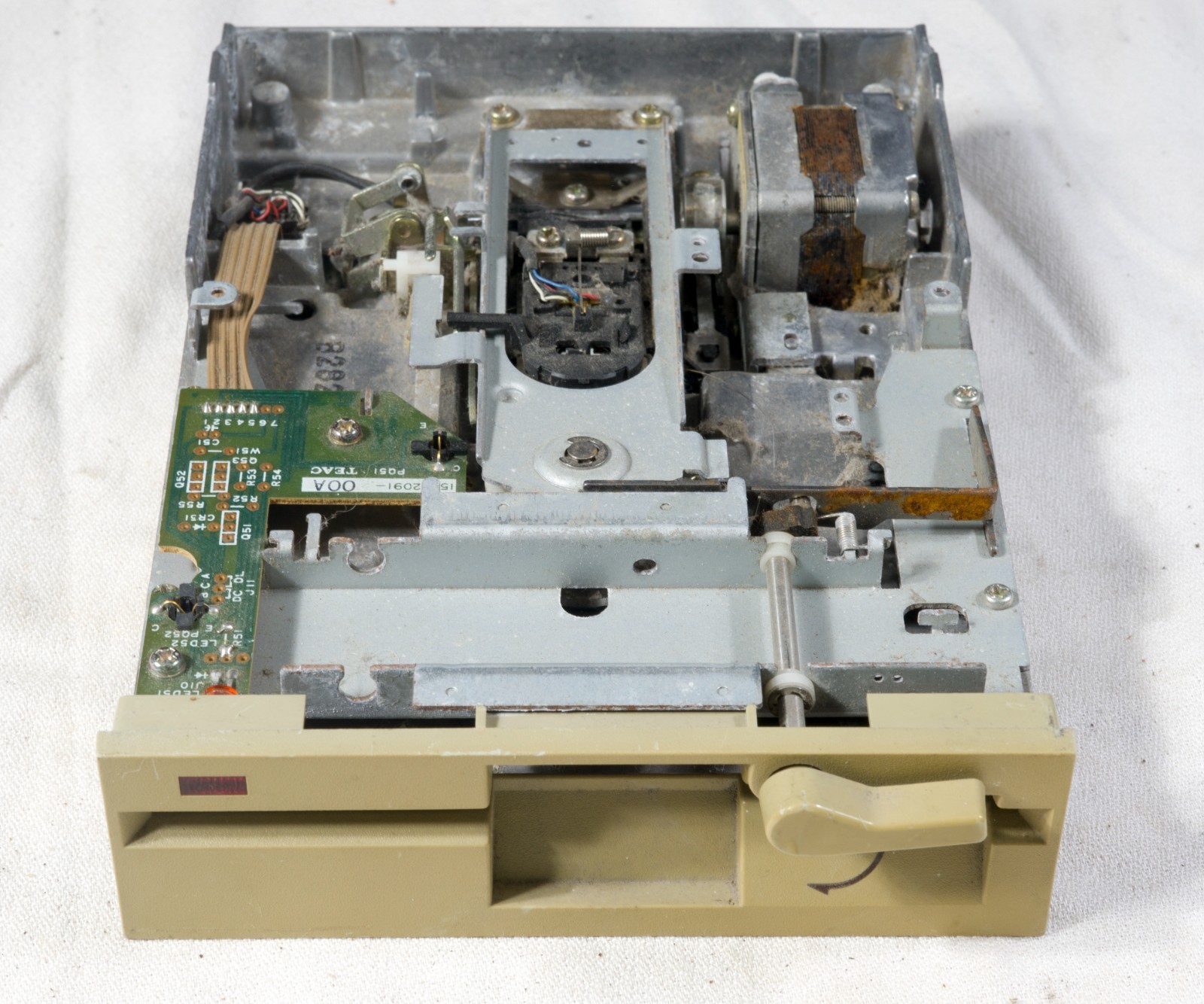 Vintage Teac FD-55BR 5.25" 360KB low density floppy drive 8579