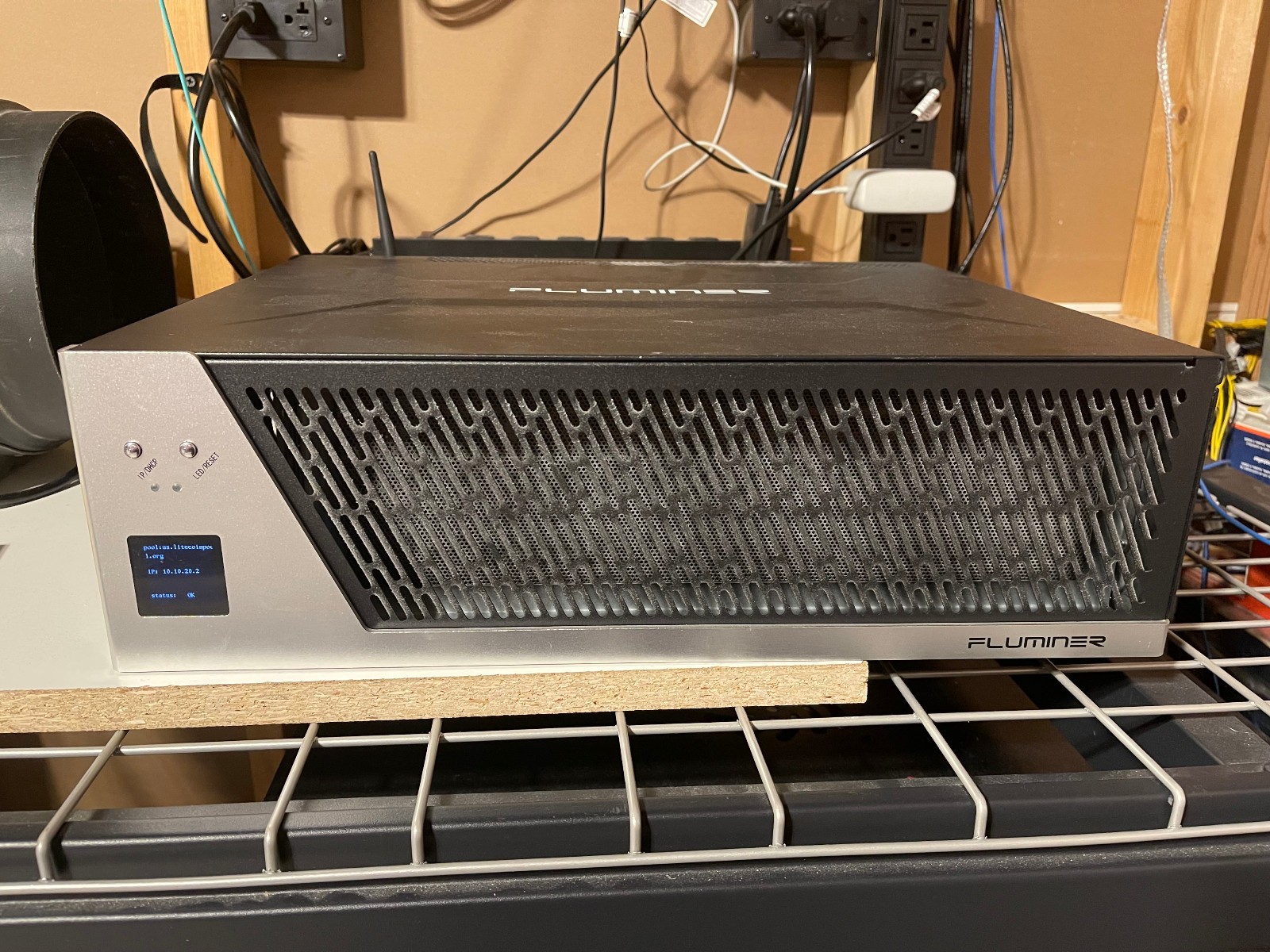 USA Seller - Fluminer L1 5.3Gh/s 1200W Scrypt Miner DOGE/LTC Dogecoin/Litecoin