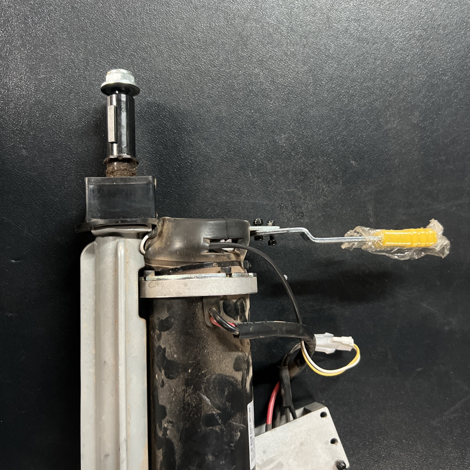 Golden Tech Buzzaround Scooter Motor Drive Assembly Working