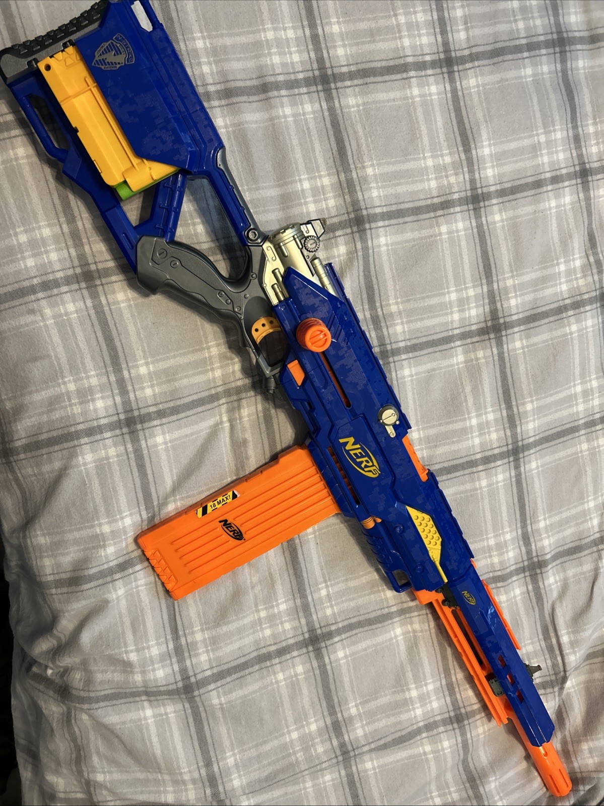 NERF N-Strike Longstrike CS-6 Blaster Rifle w/ 6 & 18 Dart Mags Loaded no scope