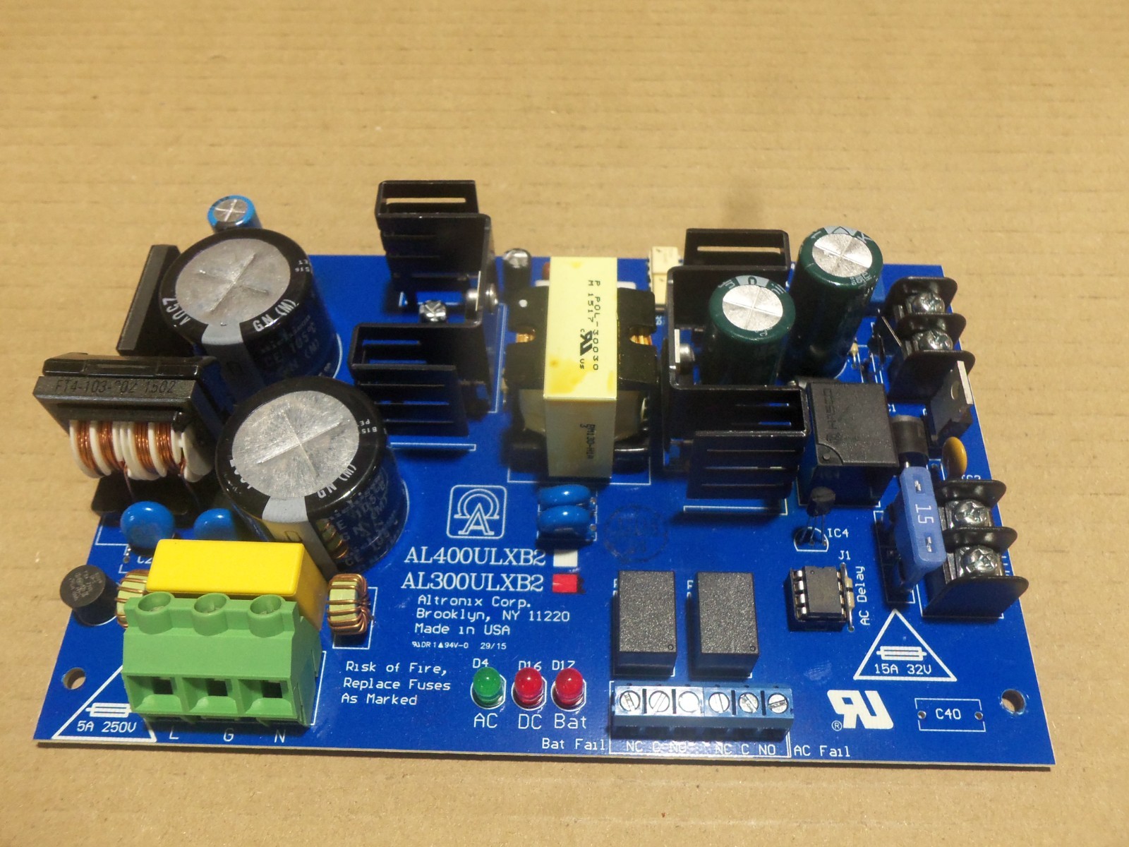 ALTRONIX AL300ULXB2 POWER SUPPLY CIRCUIT BOARD CARD AL400ULXB2 FIRE ALARM AK