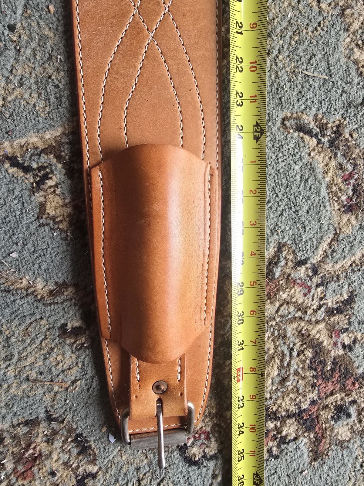 Beautiful Tan Leather Stitched Heavy Duty Western Rear Cinch
