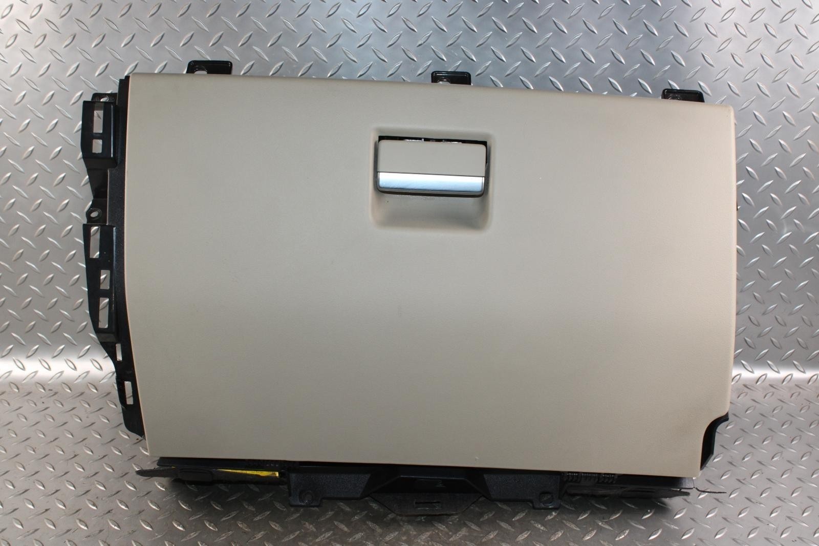 15-18 EVOQUE Almond Tan RH Passenger Dash Glove Box Compartment Unit Factory OEM