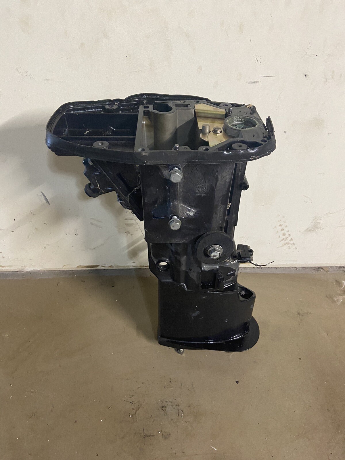 2009 NISSAN 15 HP 4 STROKE MIDSECTION DRIVESHAFT HOUSING PN 3BKQ610300