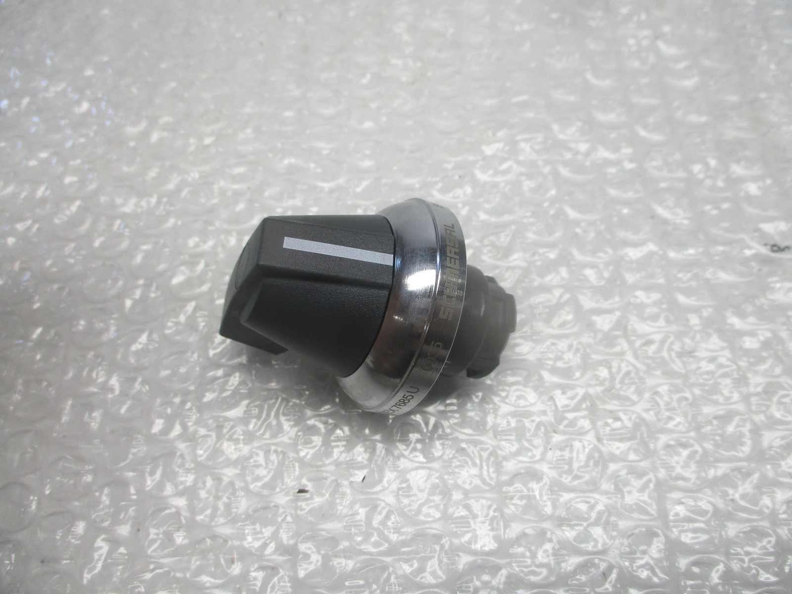 SCHMERSAL TUV08AIEX768-5U SELECTOR SWITCH NSNP