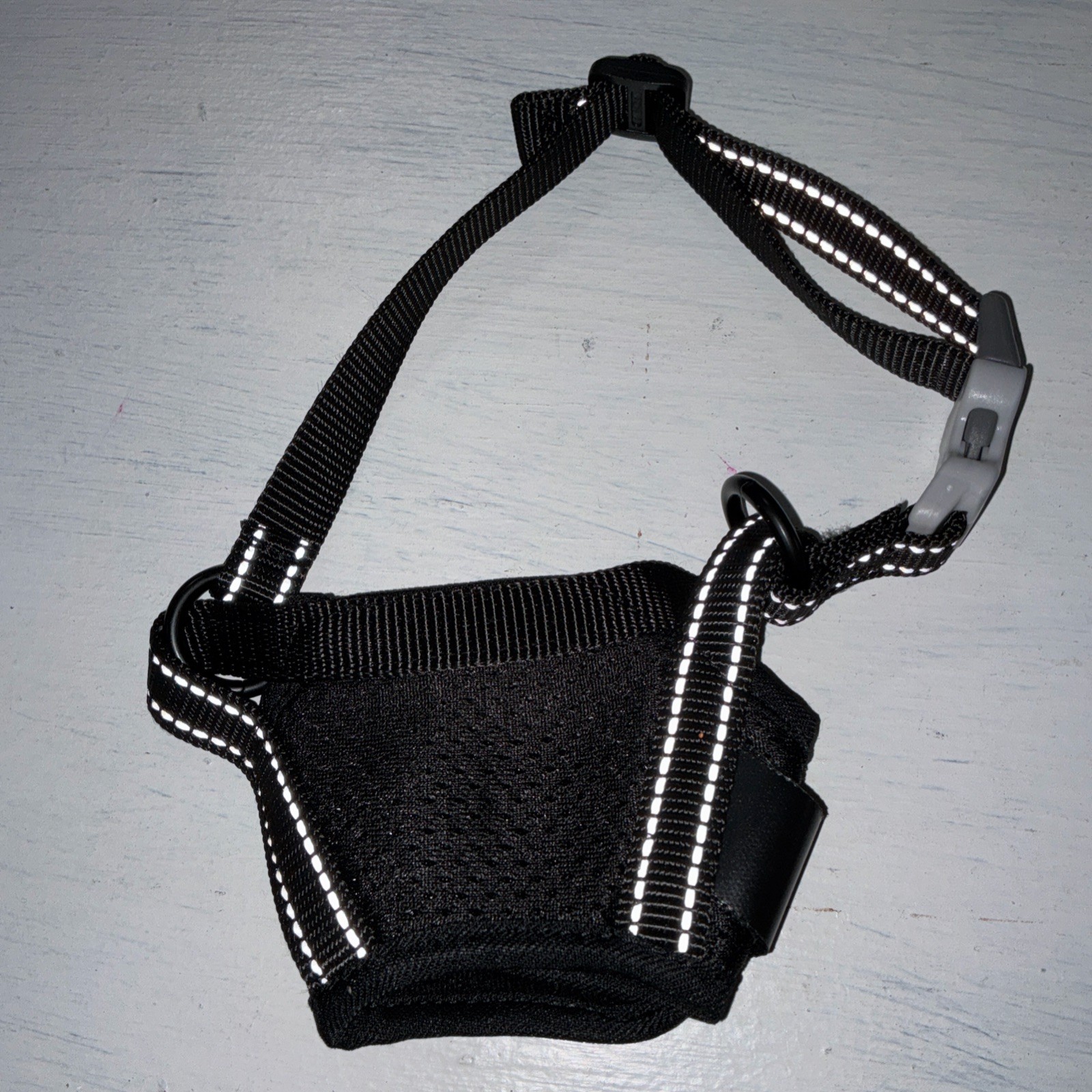 Black Mesh Nylon Dog Muzzle Medium Size Adjustable Reflective Plastic