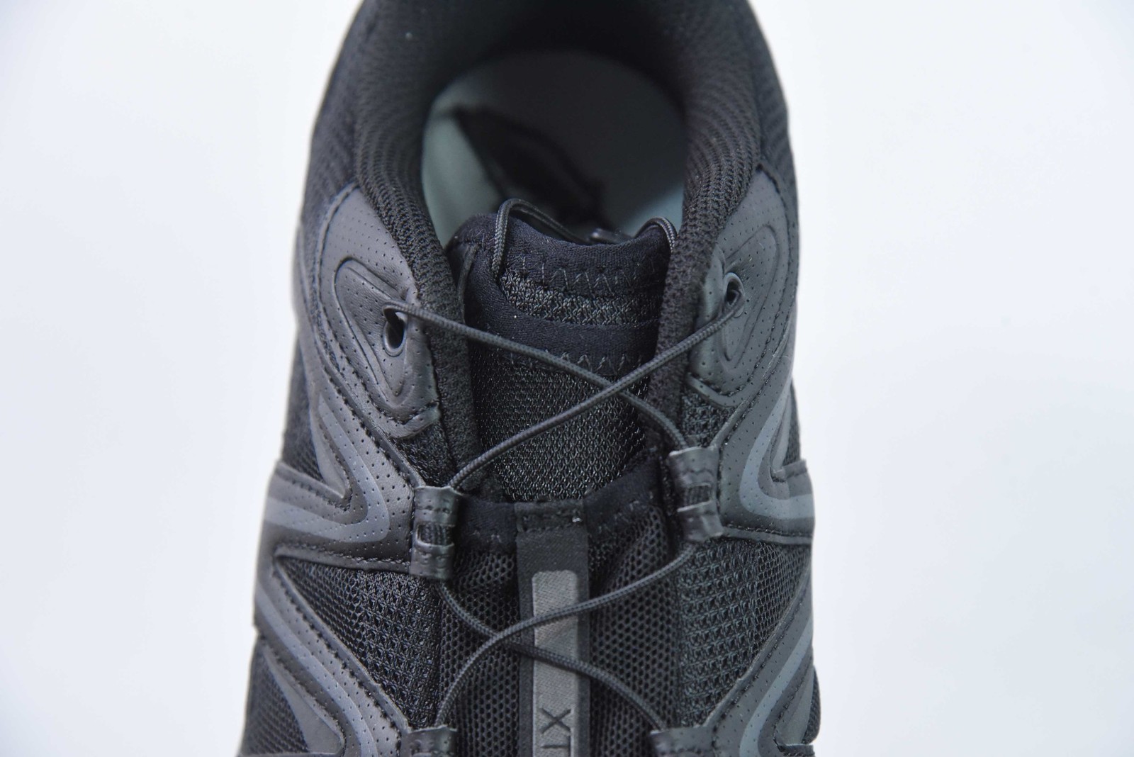 410139 Salomon XT-Q "Obsidian"