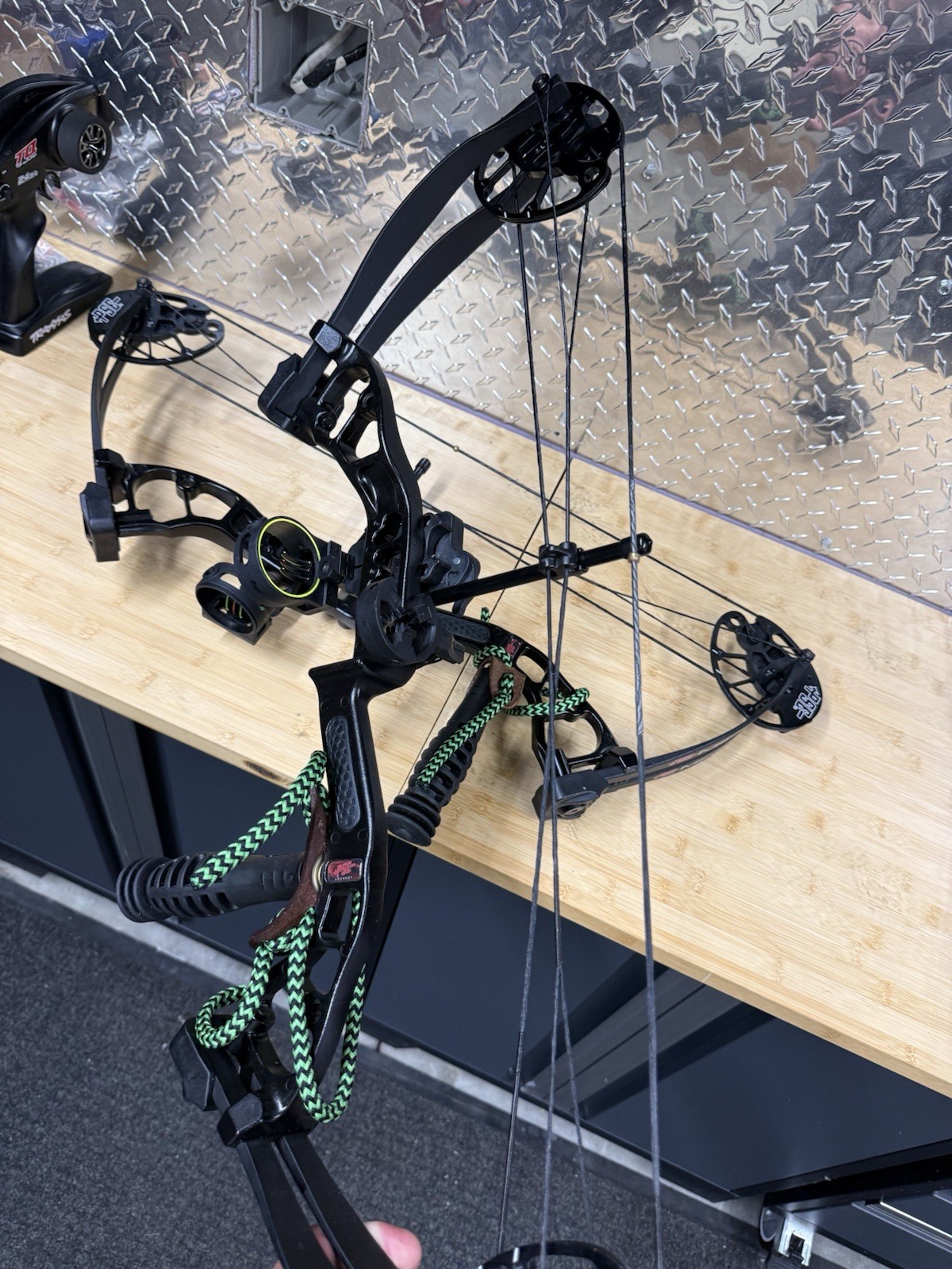 PSE Archery RH 70lb Mini BurnerCompound Bow (each)