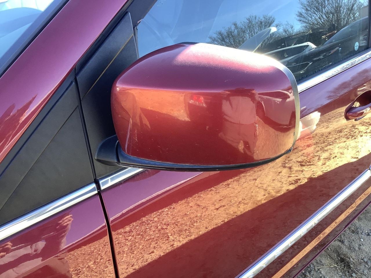 TOWN COUN 2014 Glove Box 4907357