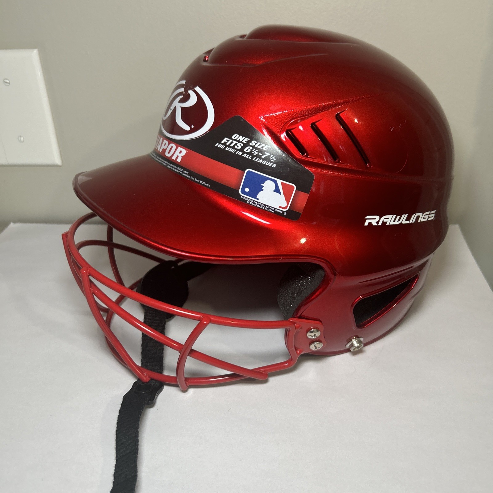 Rawlings Vapor Red Baseball Softball Batting Helmet Face Guard Size 6 1/2-7 1/2