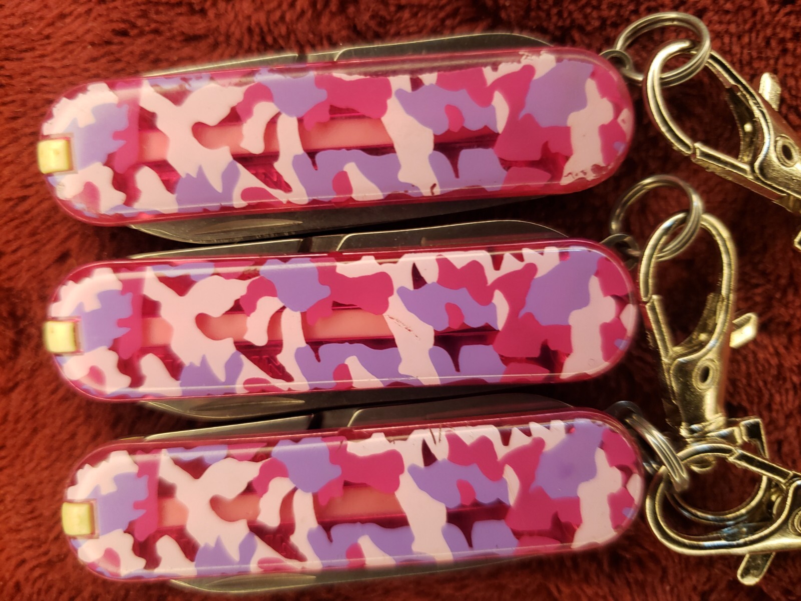 🔪🔪 Lot 3 Victorinox 58MM Classic SD Pink Camouflage Swiss Pink Army Knife 2010