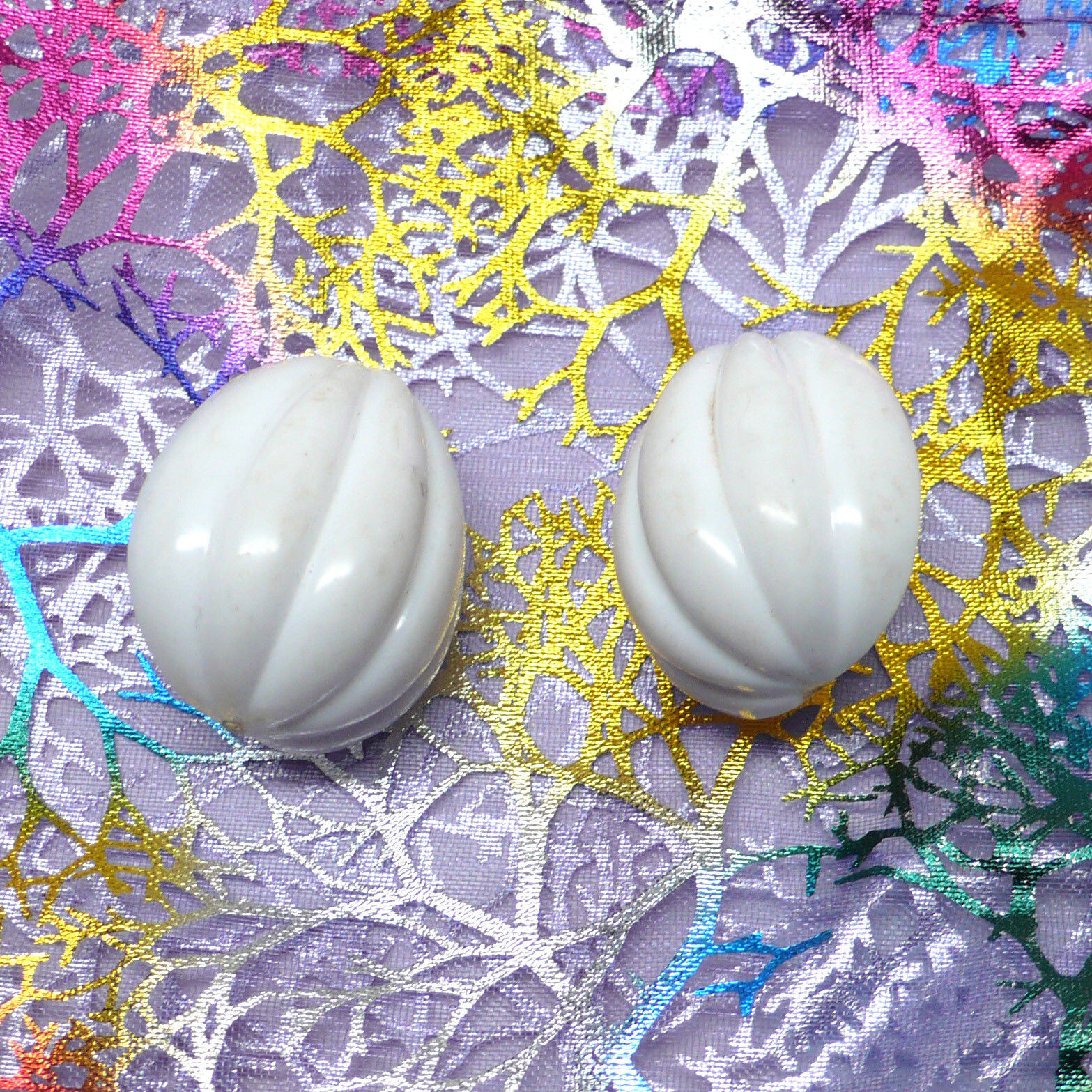 White Plastic Walnut Shaped Vintage 1990s Post Earrings