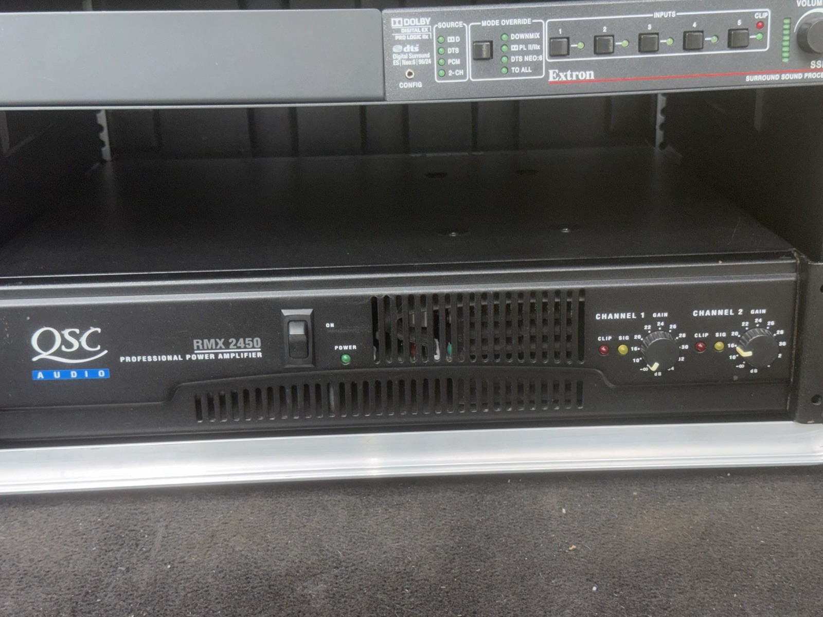QSC RMX 2450 Power Amplifier + Extron SSP 7.1 Processor w/ SKB Rack Case
