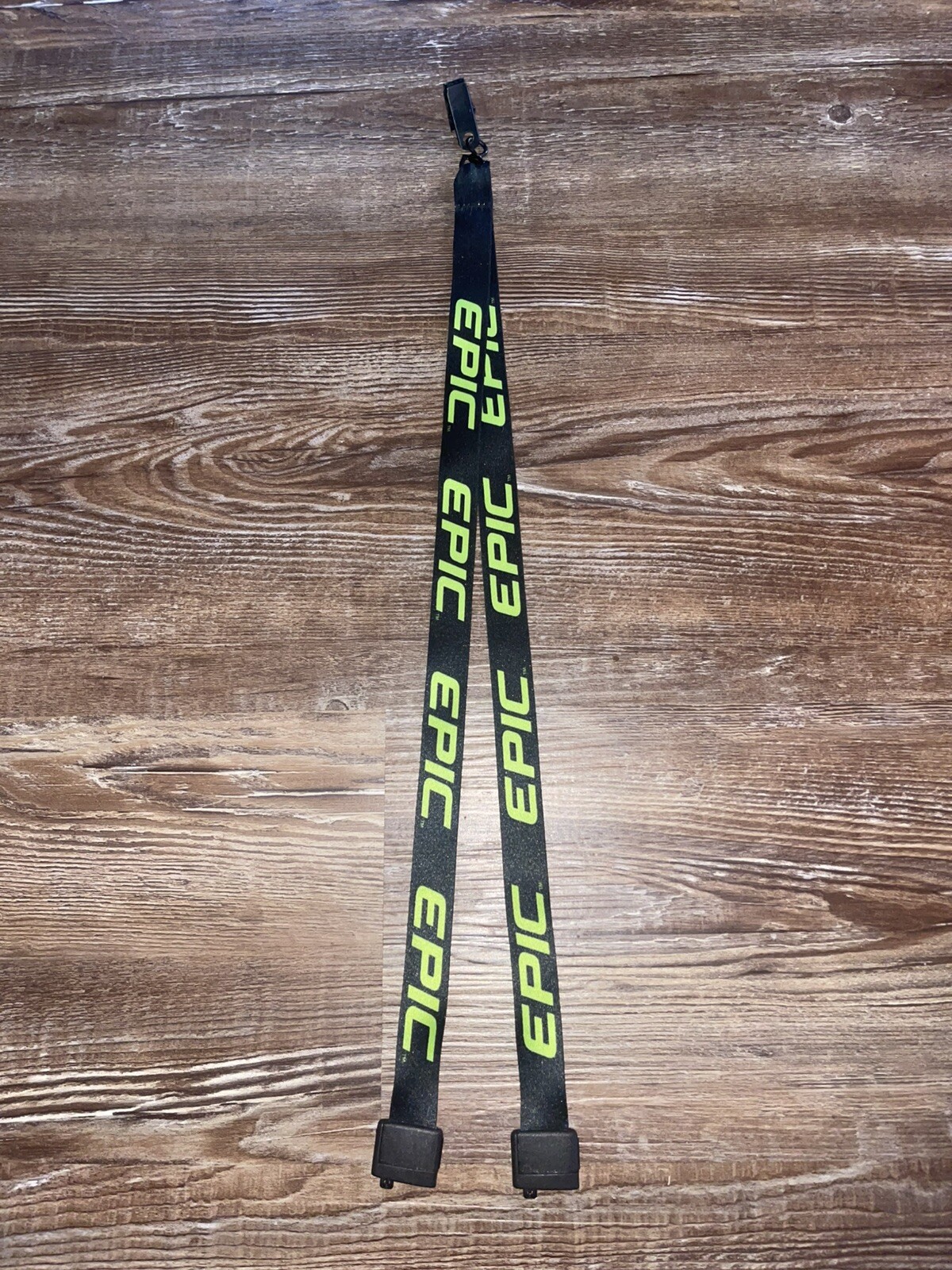 Callaway EPIC APEX Lanyard Black, Green & White 18” Inches With Plastic & Metal