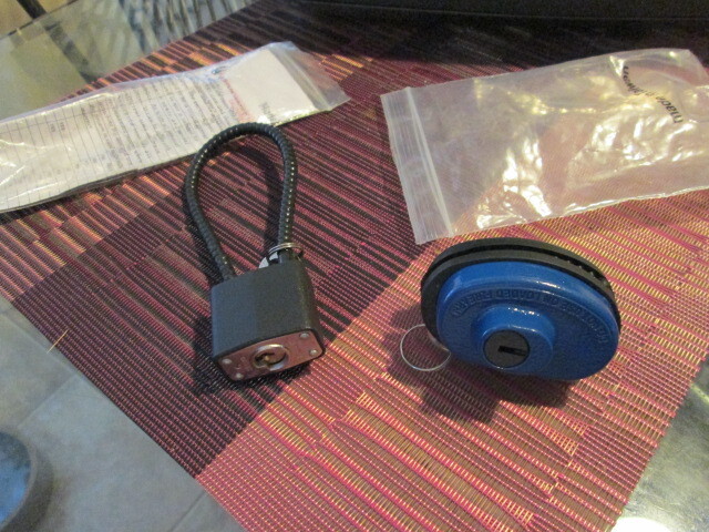 Two Locks Keyed Gun Lock NEW in Package One Savage One unmarked
