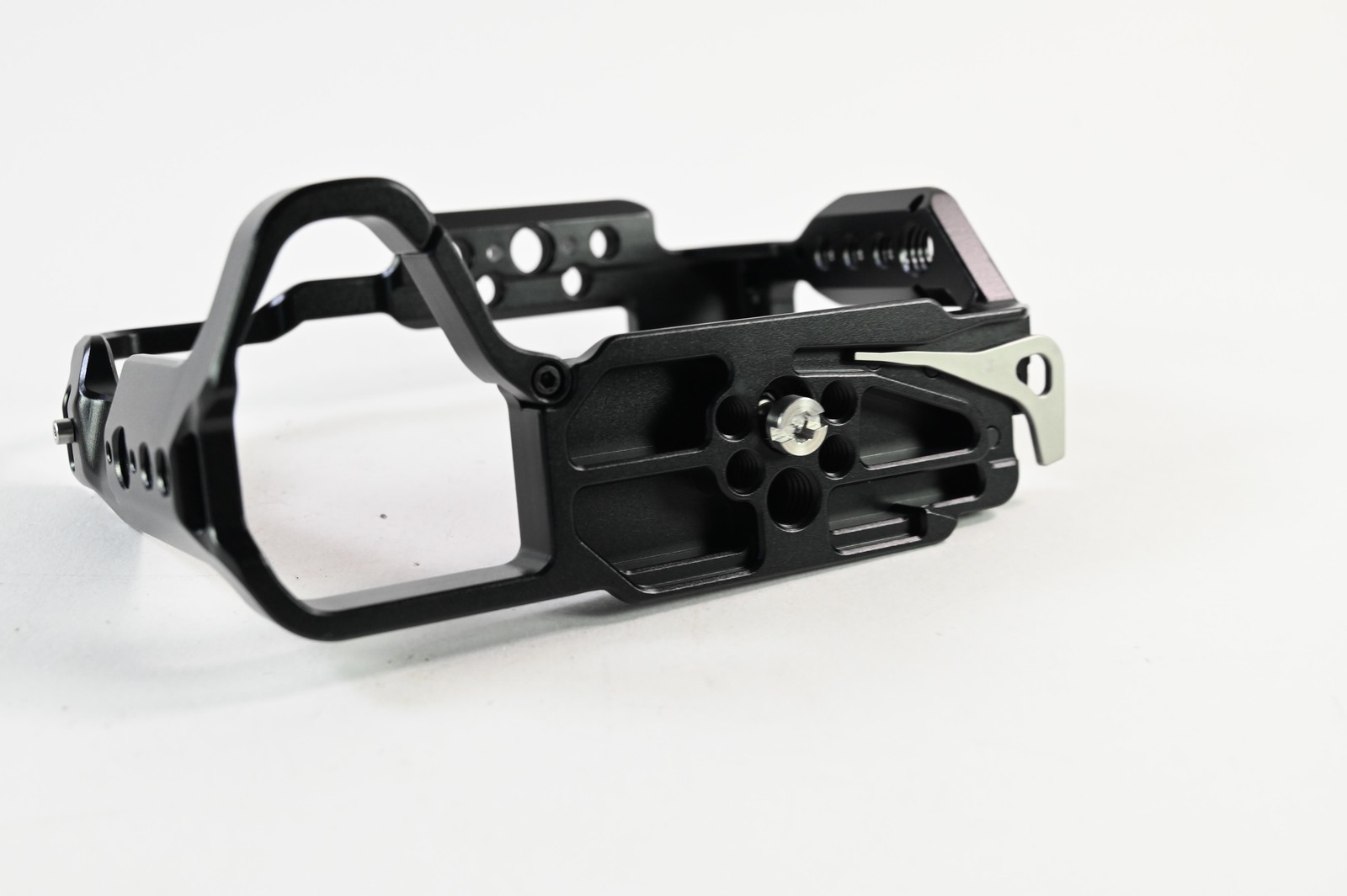 Neewer Full Cage for Sony a6700 Camera #G190