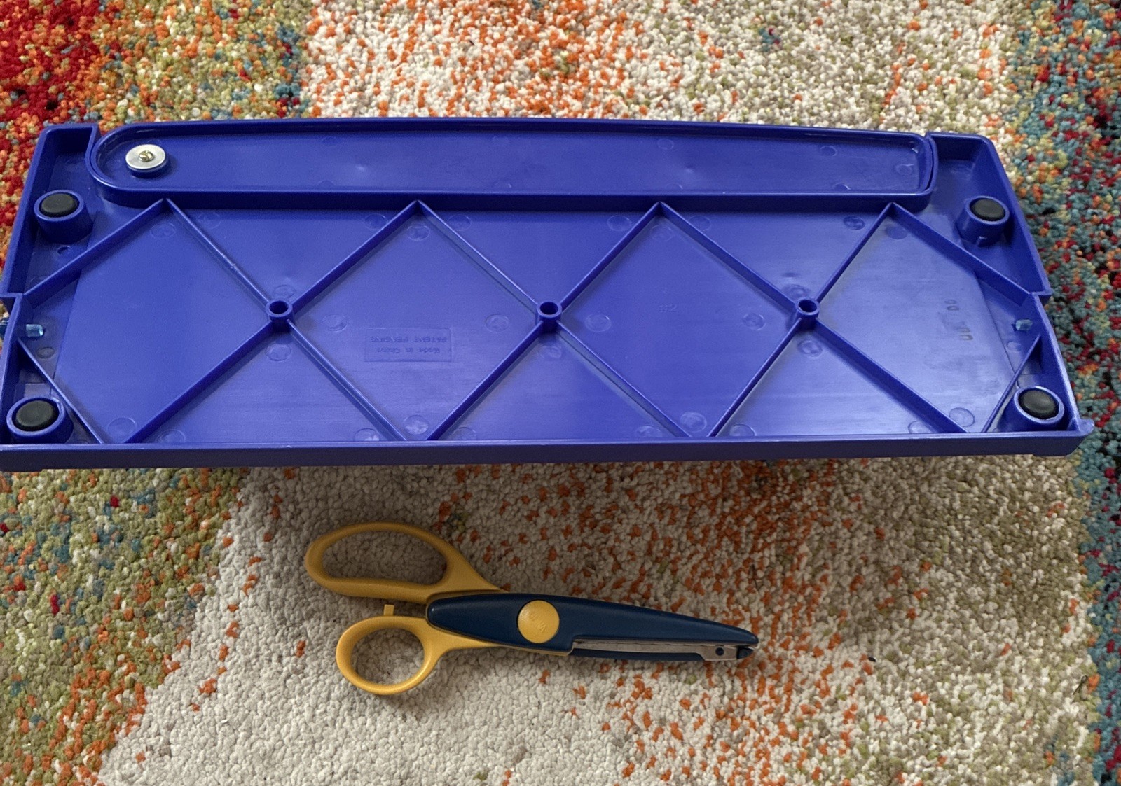 Fiskars Cutting Board Cut Ruler Measurement Project Drafting W Scallop Edgers