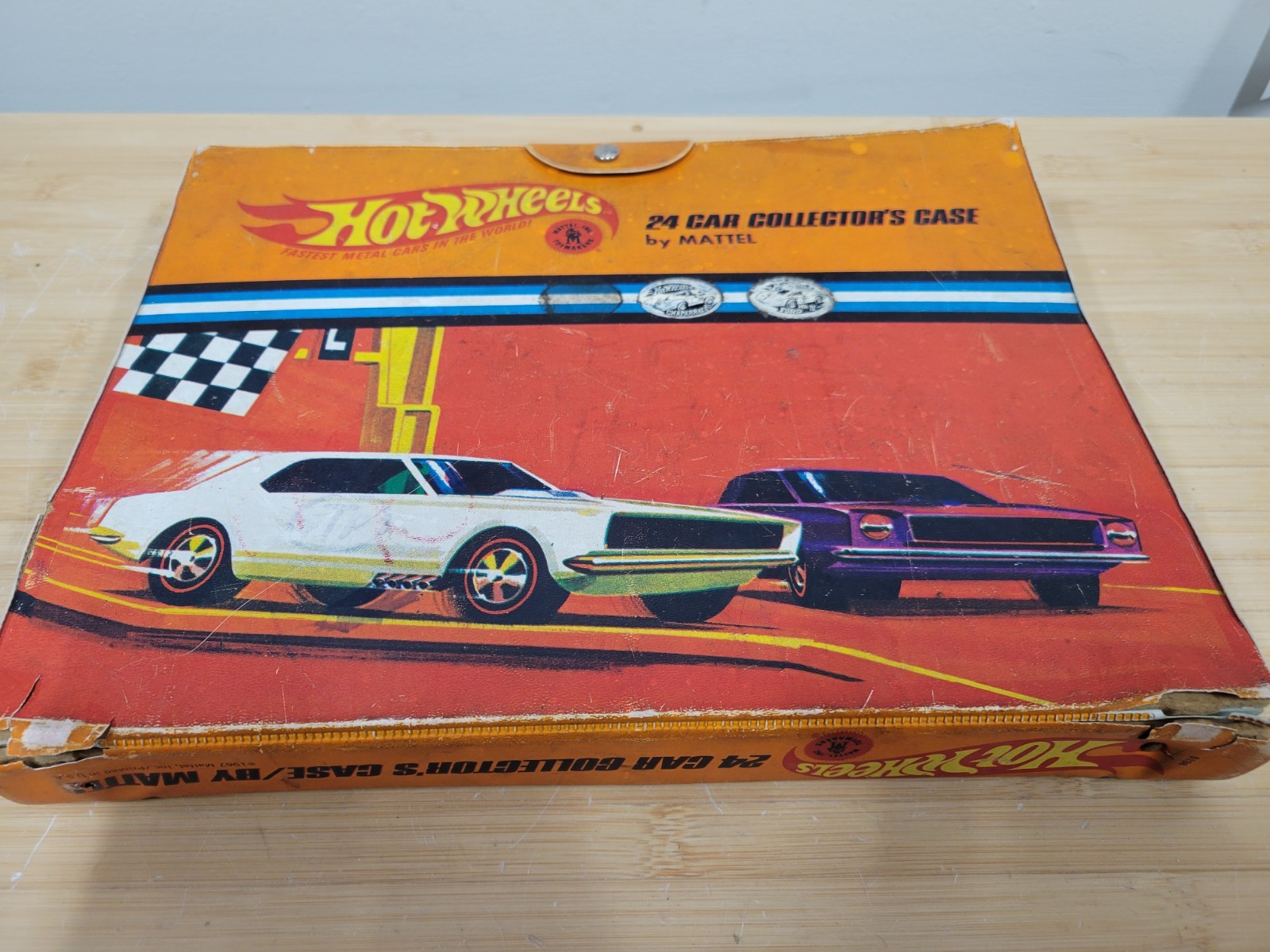 Vintage 1967 Mattel Hot Wheels Redline 24 Car Collector Case