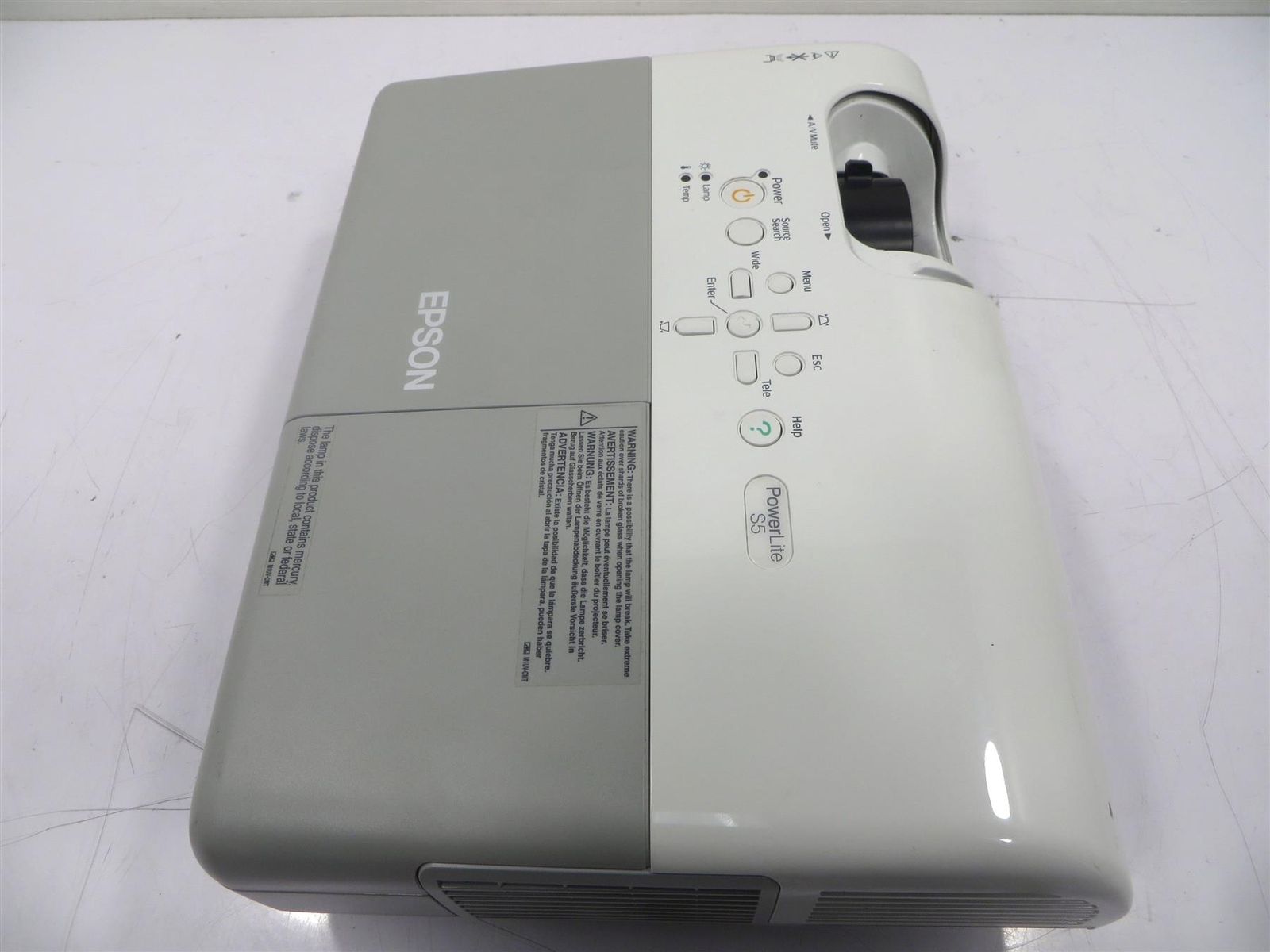 Epson PowerLite S5 EMP-S5 3LCD Projector - Lamp Hours: 200Hrs