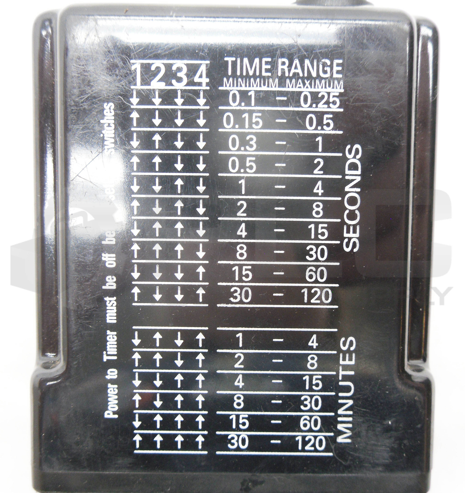 MACROMATIC SS-60528 PROGRAMMABLE INTERVAL TIME RELAY W/SR2P-06 RELAY BASE