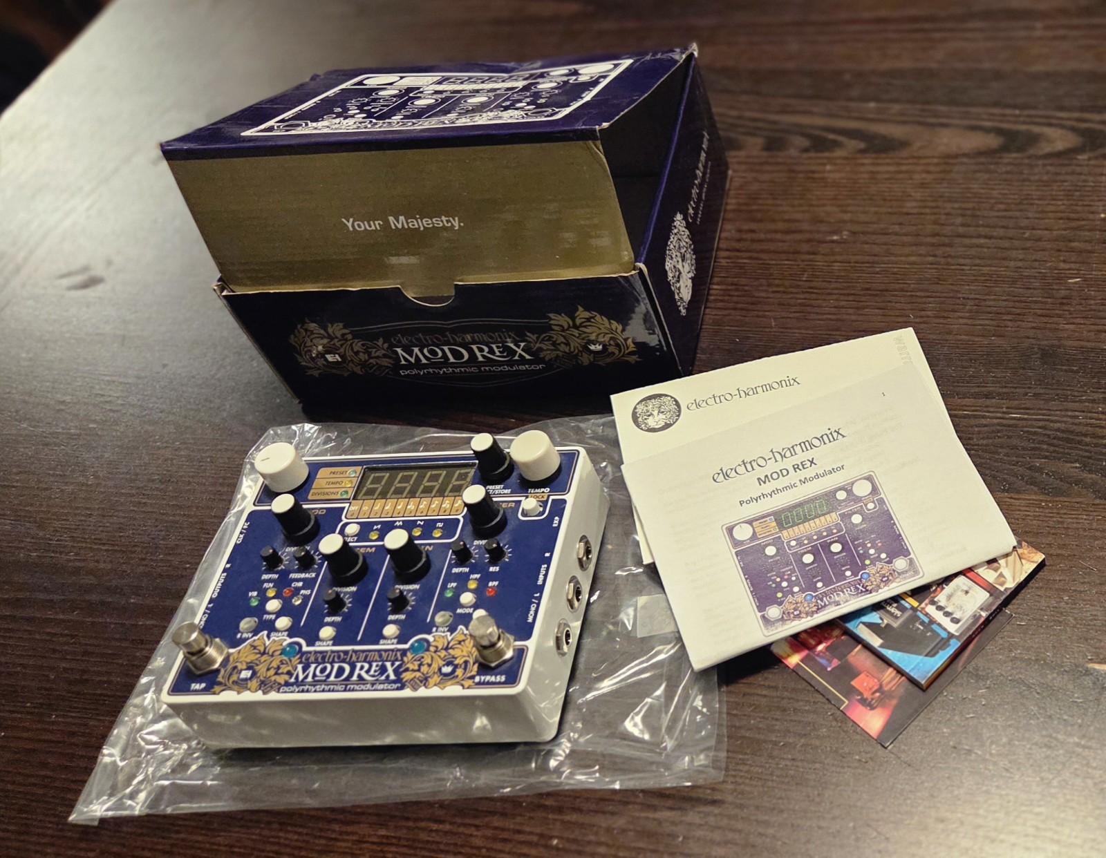 Electro-Harmonix MOD REX Polyrhythmic Modulator Effects Pedal LN