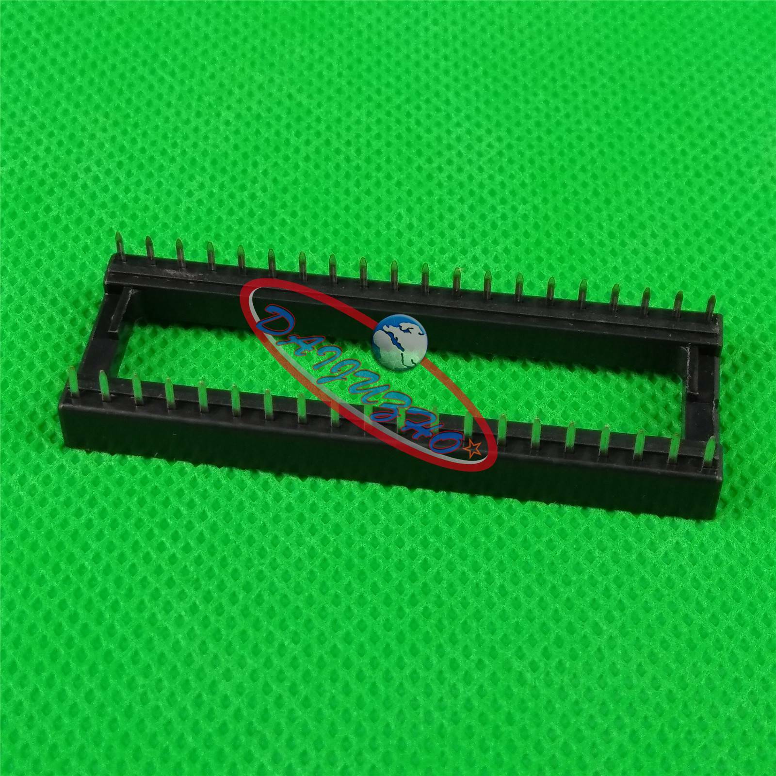 New 2PCS DIP IC Sockets Adaptor Solder Broad Type Socket 40pin Pitch 2.54mm
