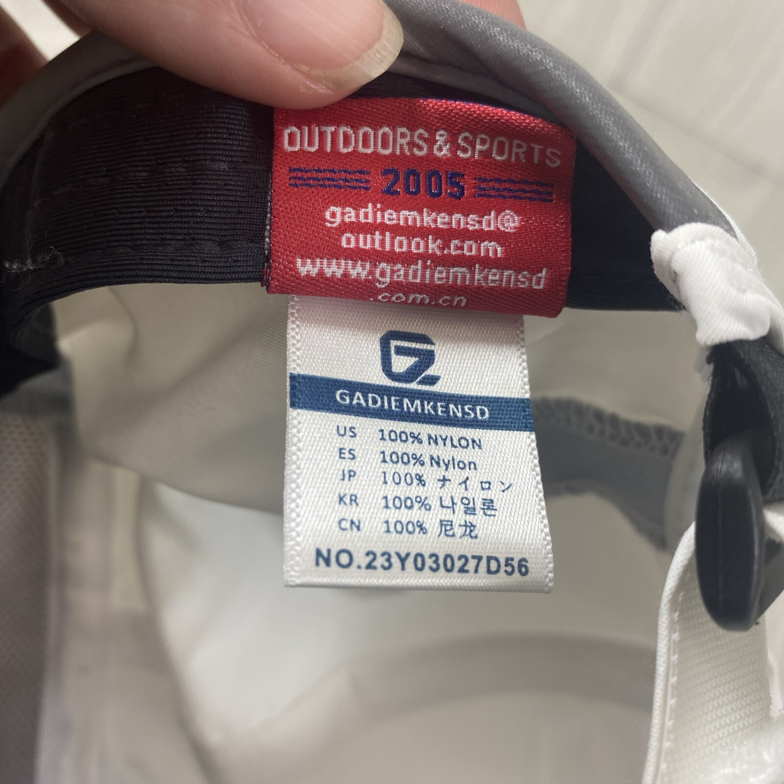 GADIEMKENSD Reflective Folding Outdoor Hat Unstructured Adjustable White Cap