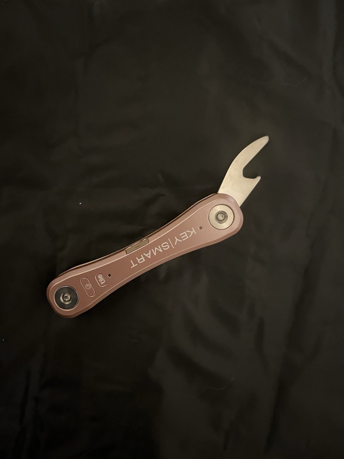 Key Smart Pro Edition with Tile Smart Location - Pink - Opened