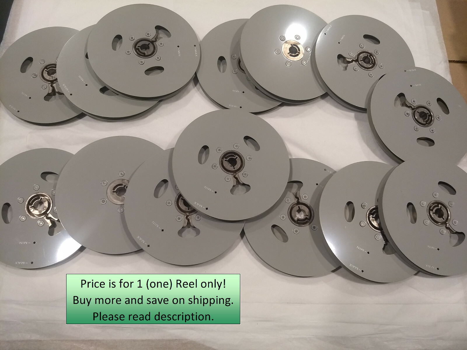 1 (one) Vintage Super 8 Movie REEL, No film 6" 300ft, 3oz, R605, Made USA