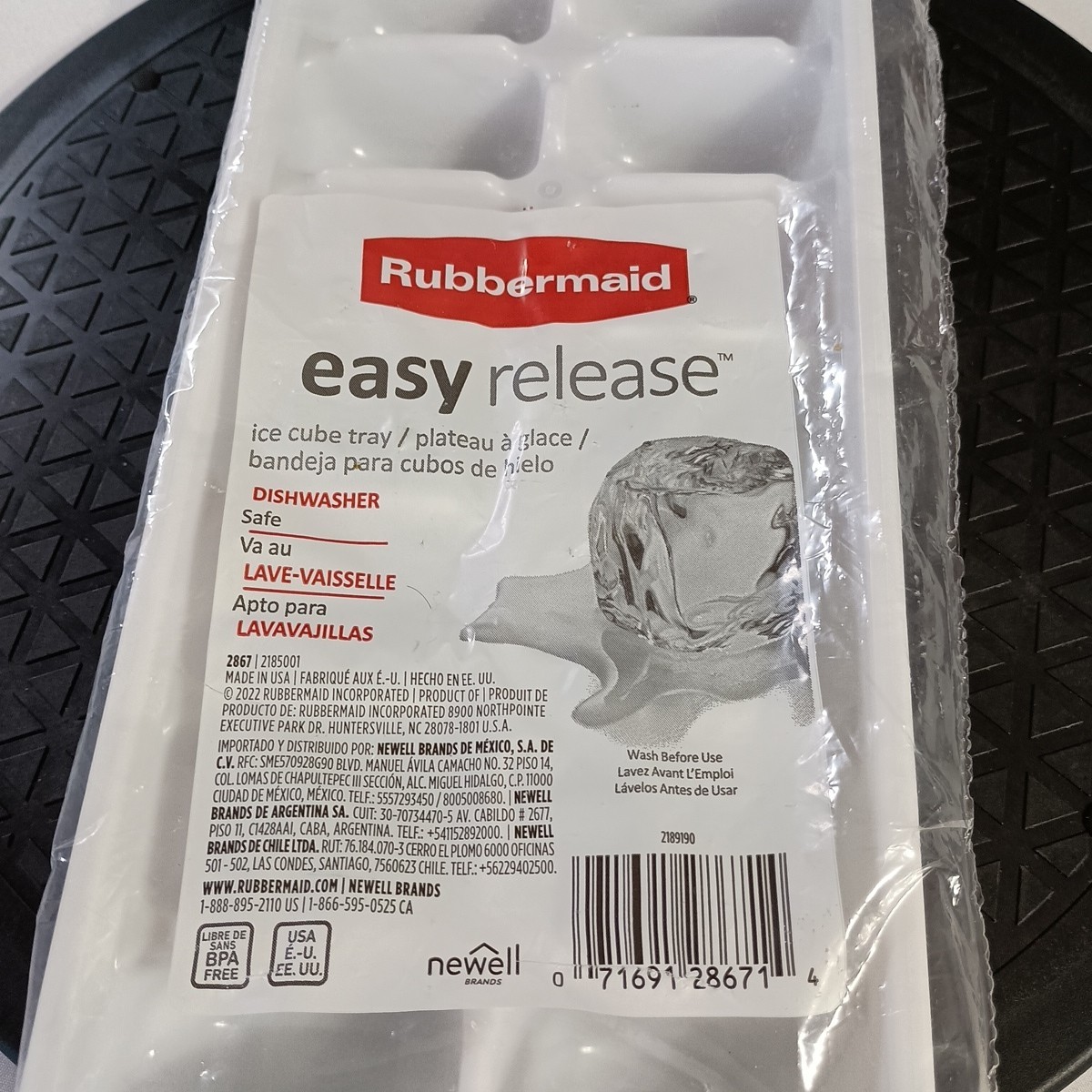 Ice Cube Tray Easy Release White Rubbermaid Model 2189190 New in Package