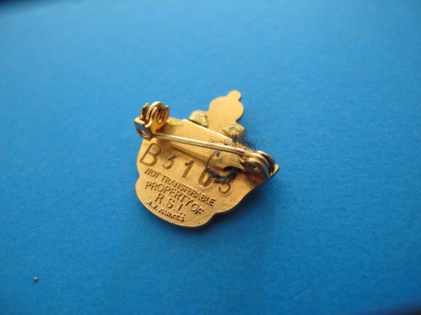 1997 Australia Returned & Services League RSL SA Associate Badge