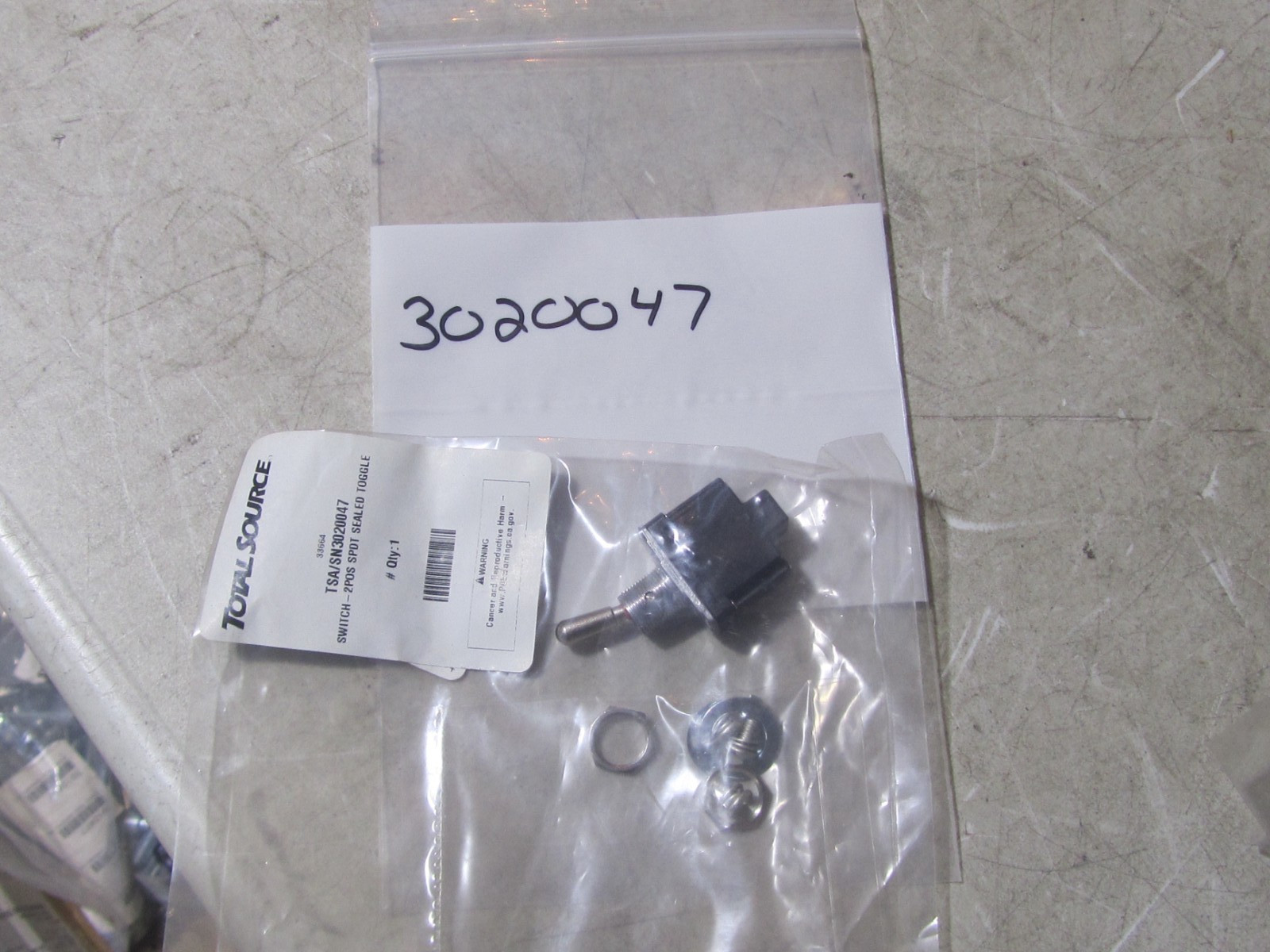 SNORKEL 3020047, SWITCH-2POS SPDT SEALED TOGGLE SCREW TERM- ON-NONE-ON L7A