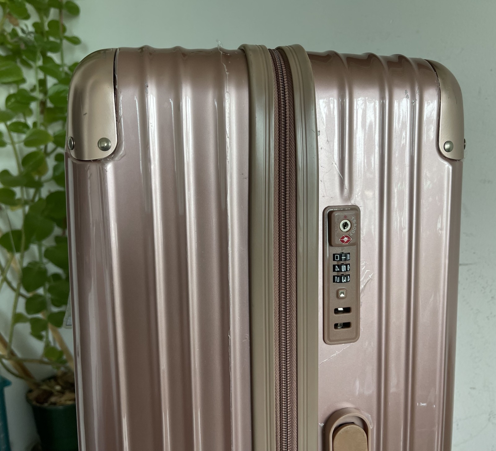 MOEBIUS 1 Case 1 World Luggage Suitcase Parts Travel Handle Zip Pull Grip Hold