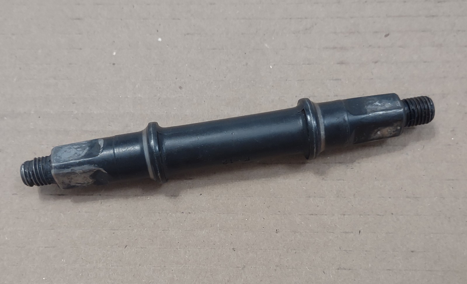 Steel Bottom Bracket Black 5P Axle 119 mm Old Vintage Bike