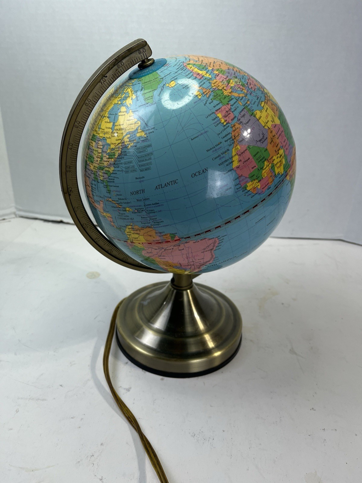 Illuminated World Globe with Stand, Built in LED OO B
