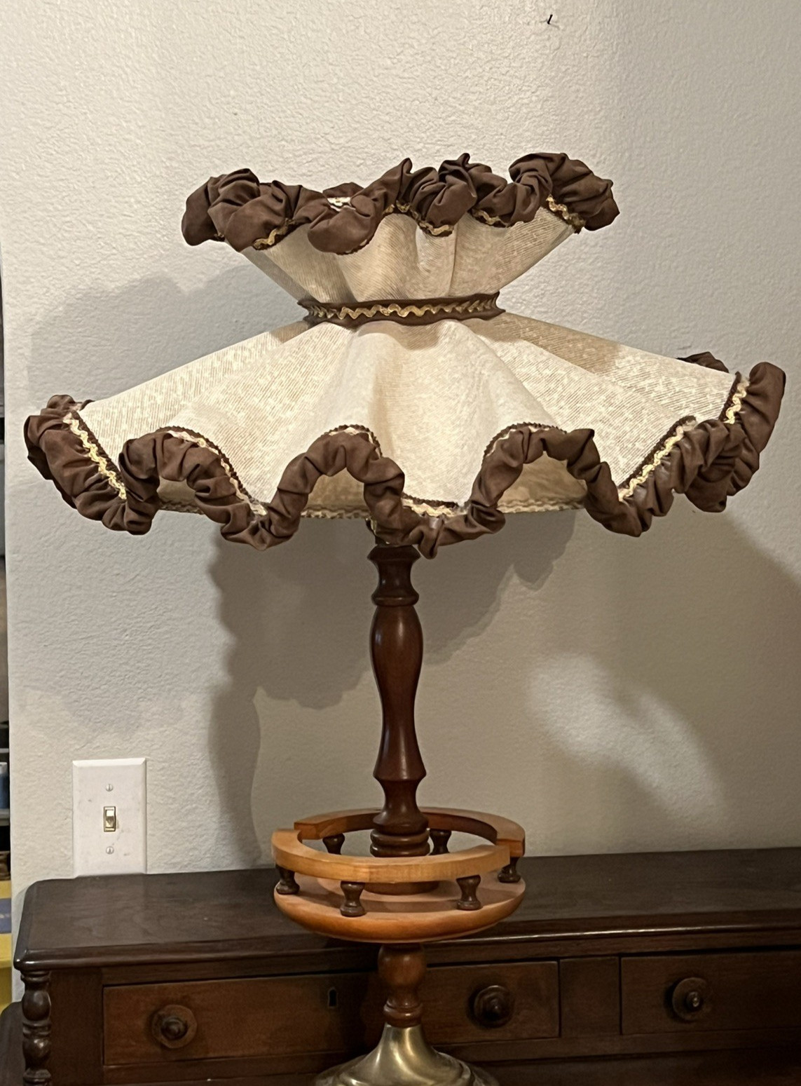 Vtg Early American Western Wooden Table Lamp 3-Way Electric&Ruffled Shade 30"Exc