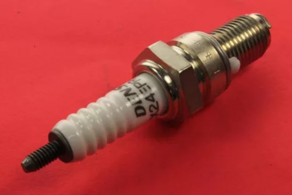 QTY 10 | 1988-2003 Honda TRX300 400 450 NGK X24EPR-U9 Spark Plug 98069-58926