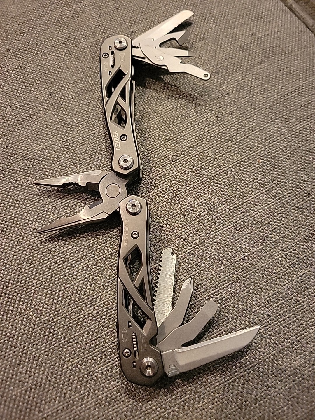 Gerber Essentials Suspension Titanium Gray New Never Used