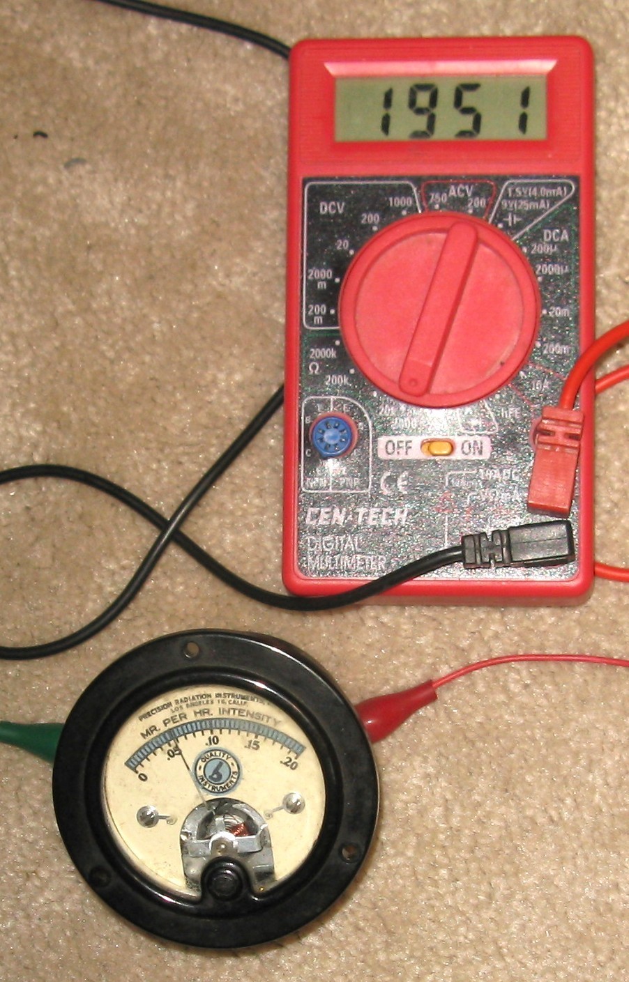 Working Precision Radiation Instruments Geiger Counter Meter From 1955, Nice!