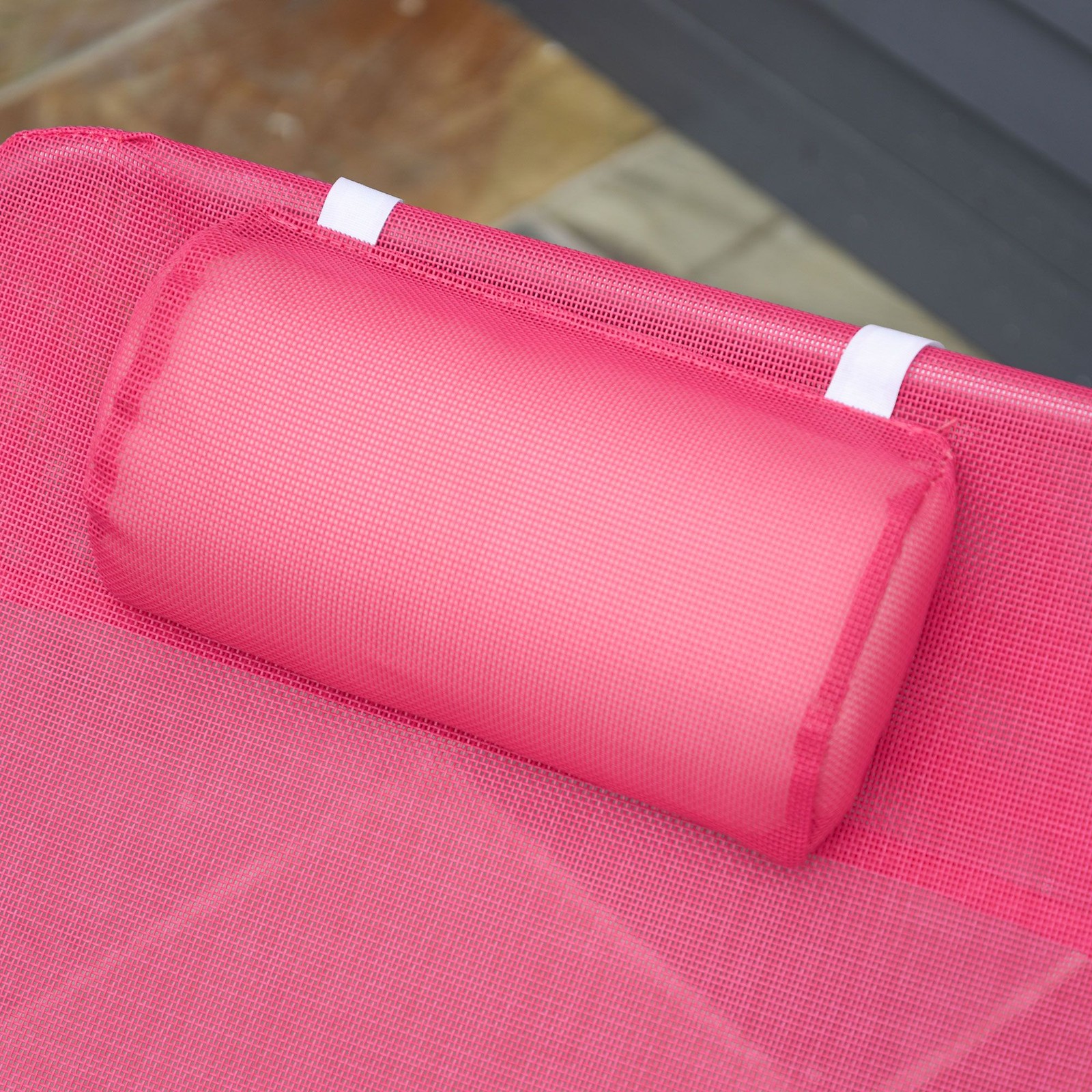 Durable Steel Frame Lounge Chair with Quick-Dry Fabric 264lb Pink
