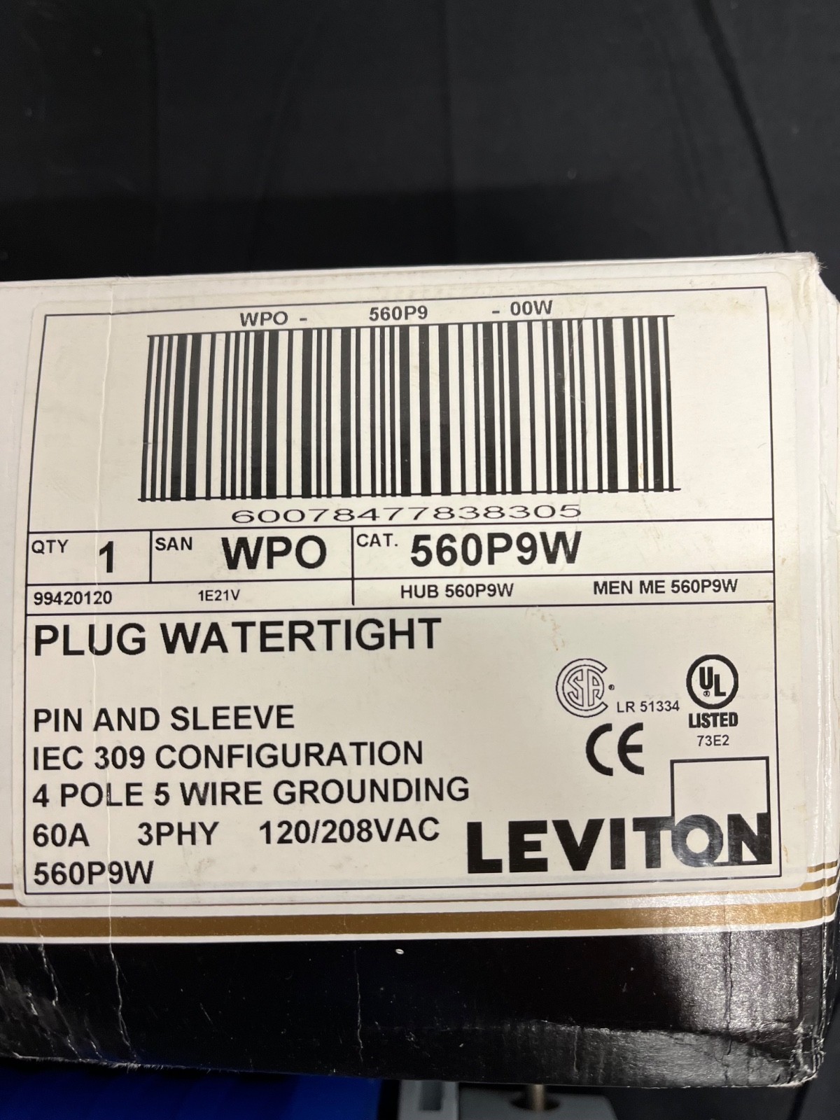 LEVITON 560P9W 120/208v 60A plug