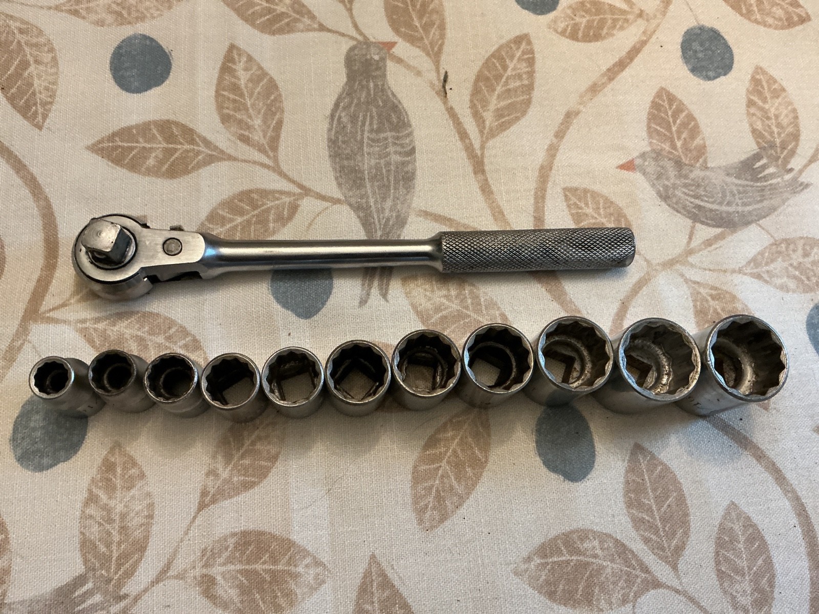 VTG Thorsen 12 Piece 1/2" Drive SAE Socket Set #77 Ratchet-Sockets