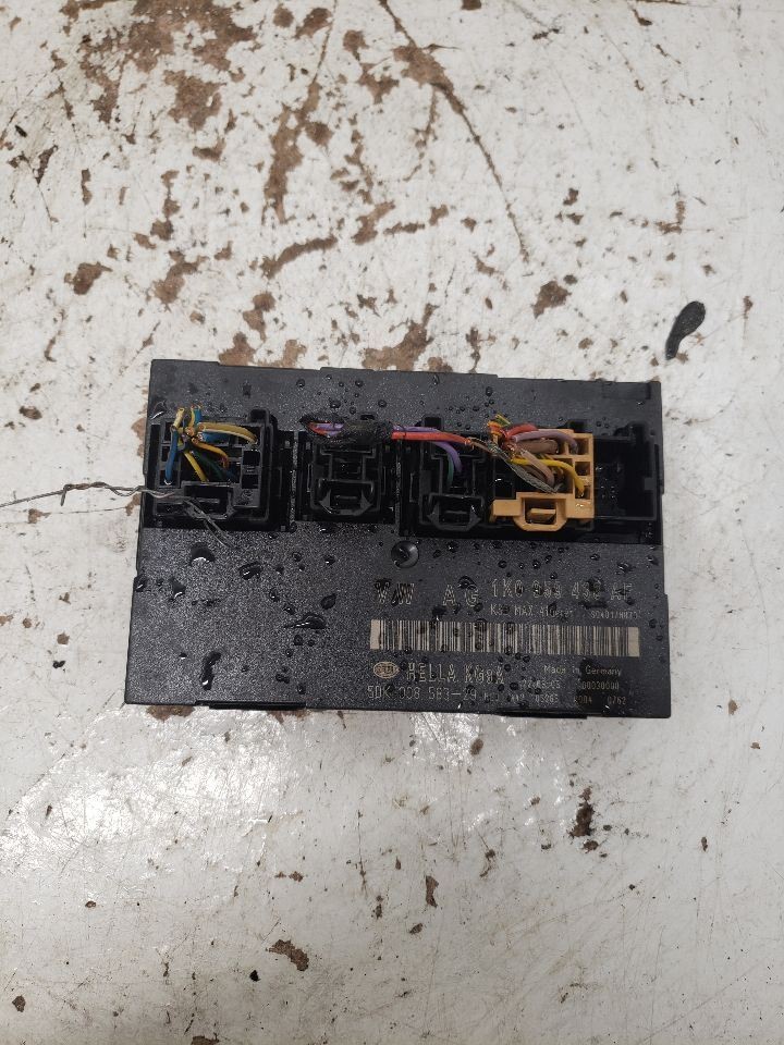 2006 Volkswagen Jetta Control Module Transmission OEM 1409265