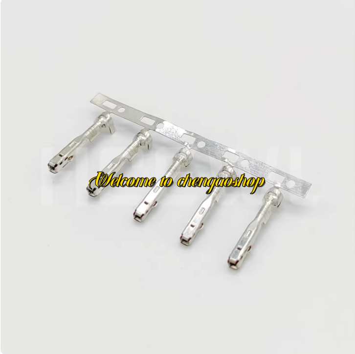 ✅🔥100PC NEW 8100-3067 connector terminal #L1858T LZ