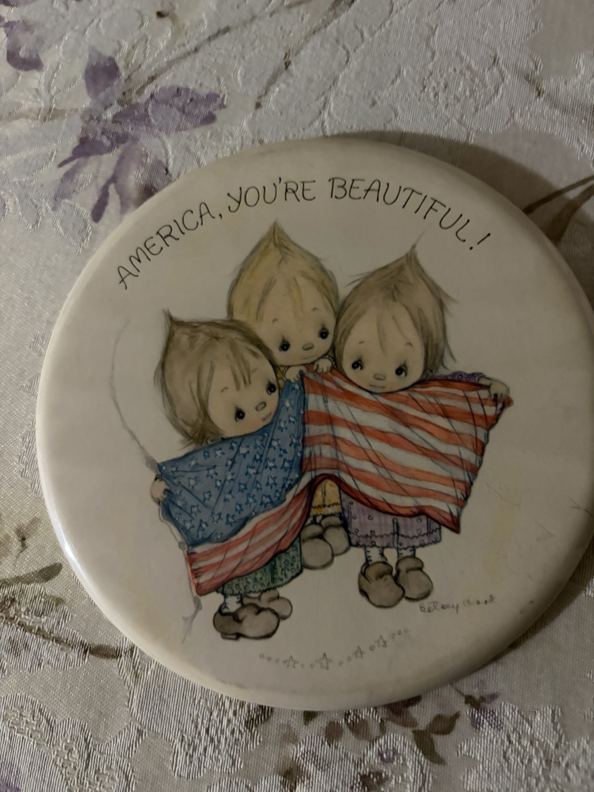 Vintage Hallmark Exclusive Betsey Clark Button Pin America You’re Beautiful!